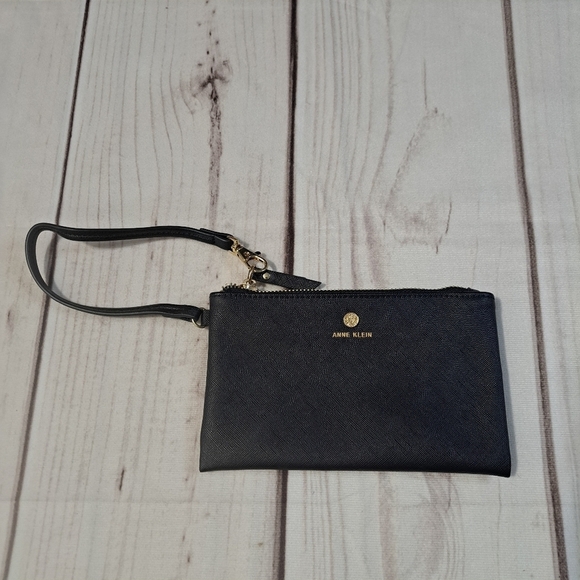 Anne Klein Black Faux Leather Top Zip Wristlet Pouch - Picture 1 of 6